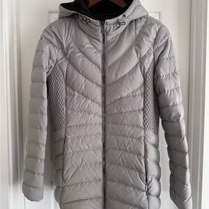 Bernardo Light Gray Quilted Hooded Puffer Jacket
